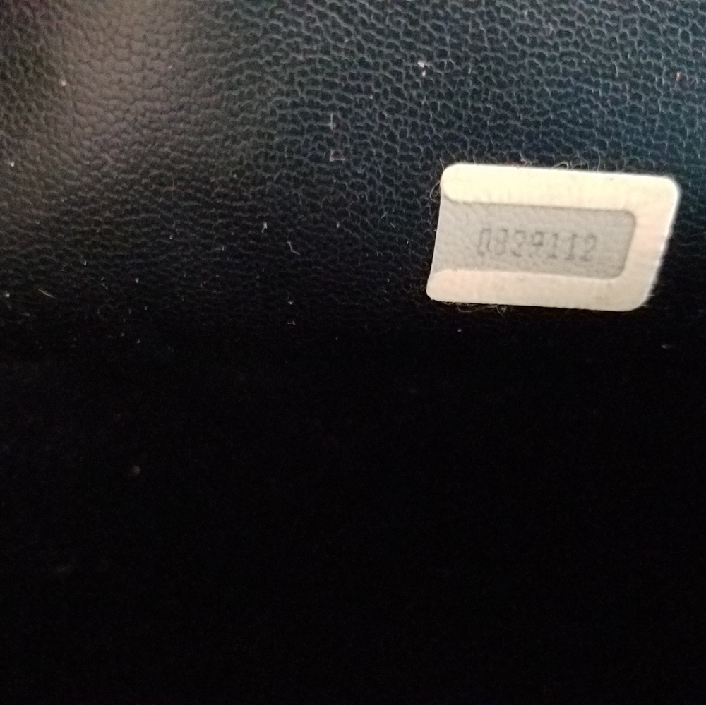 Vintage authentic 1984 Chanel tote - Picture 3 of 16